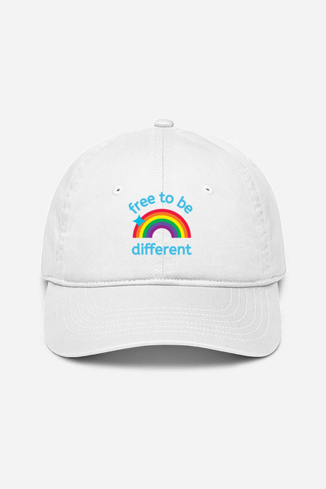 Illuminate Your Style: Bluelander High-Quality Caps – First to the World of Fashion, Glowing at Night with Enhanced Design. Set a New Trend and Be Different with Bluelander Caps.