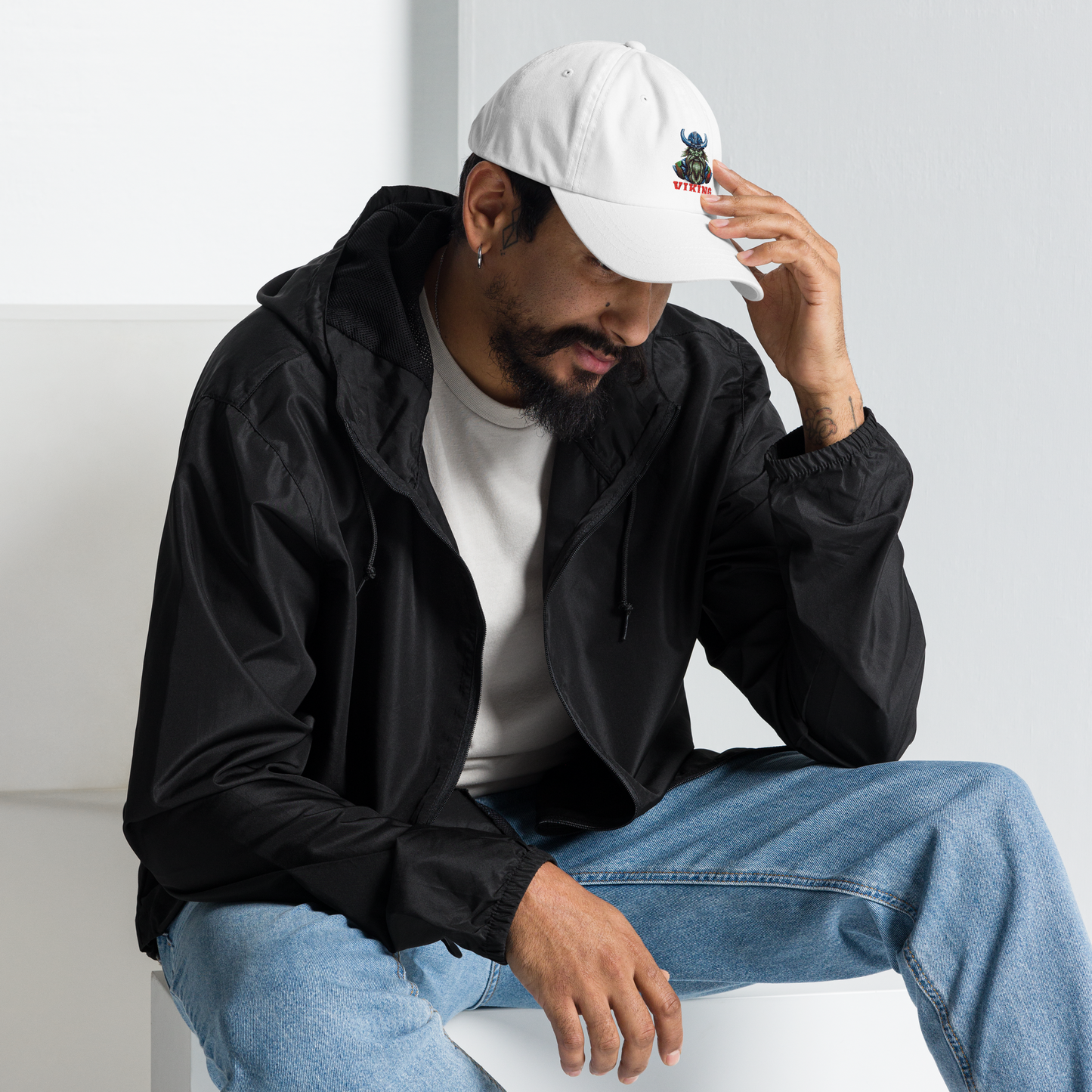 Caps Redefined: Dive into Luxury with Bluelander's Enhanced Design Collection.